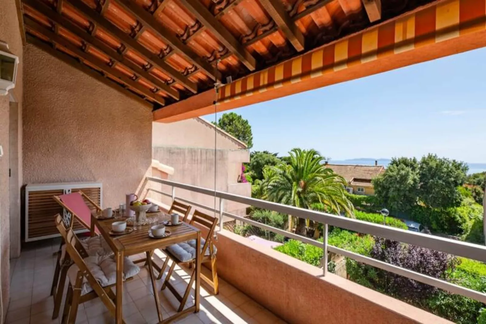 Appartement Rayol-&eacute;vasion Vue Mer --Niet-getagd