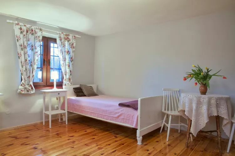 Dom wakacyjny w Sasinie dla max 8 osób-Slaapkamer