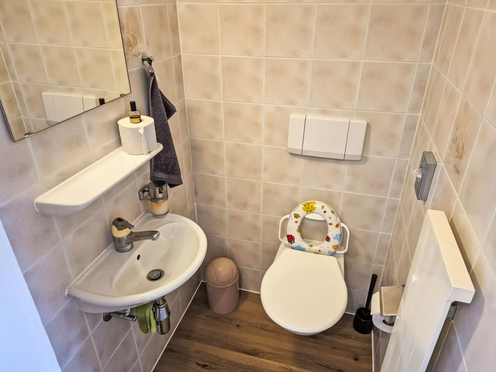 Les Thermalies 202-Binnen