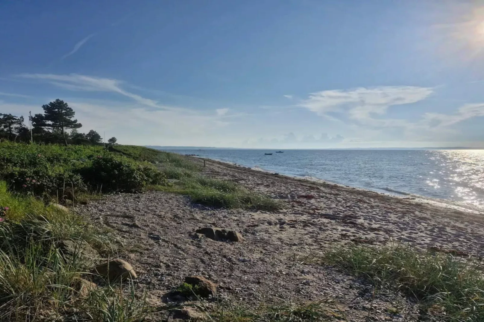 Luxe zwembadvilla bij zee -- By Traum Ferienwohnungen-Waterzicht