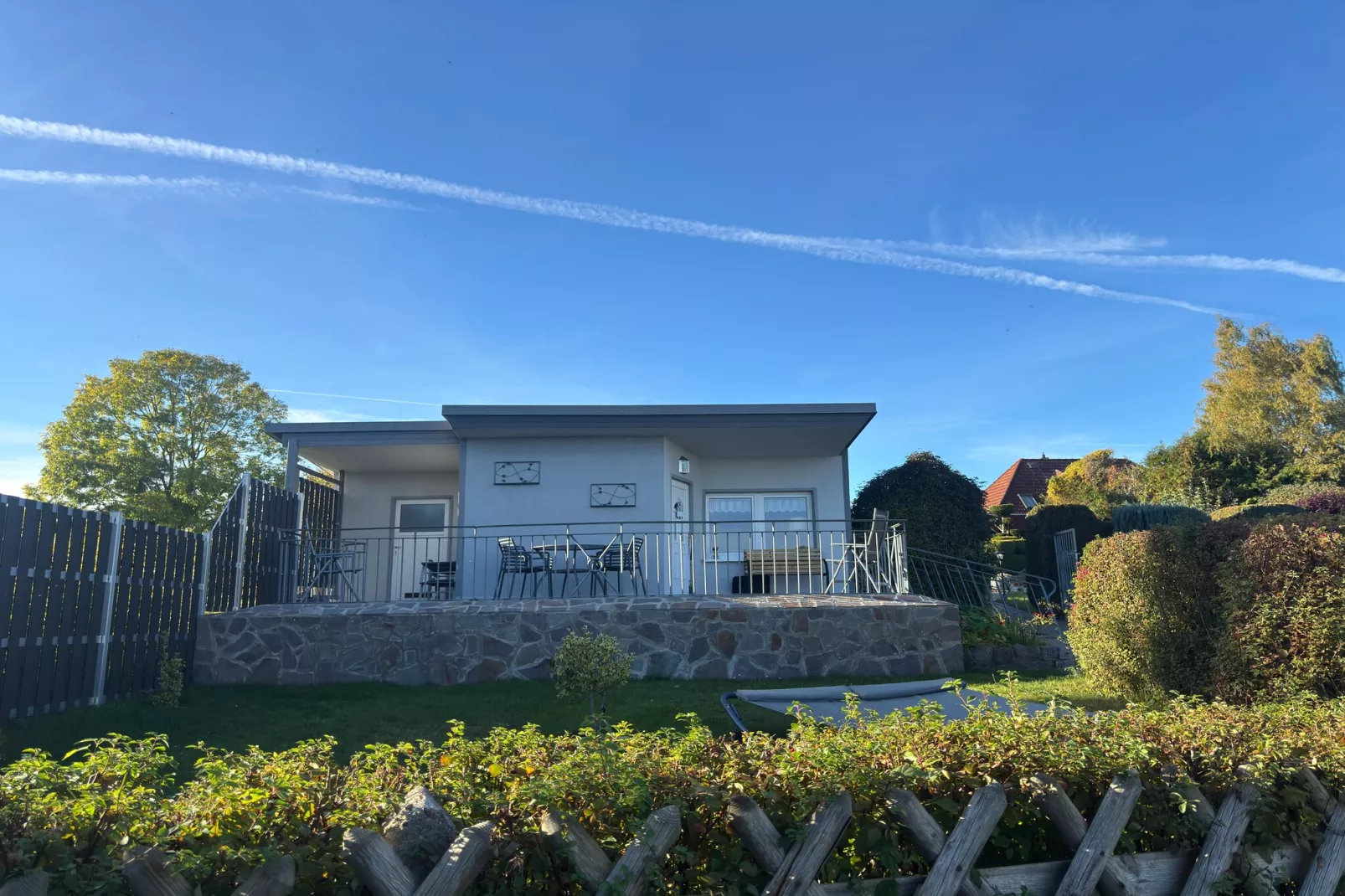 Das Haus Am See mit Kamin und eigenem Boot-Buitenkant zomer