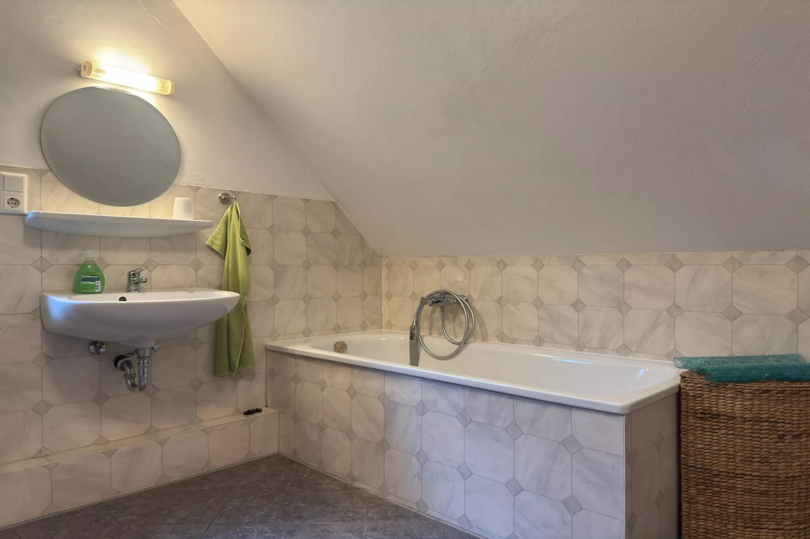 Gruppenhaus Hochsauerland-Badkamer