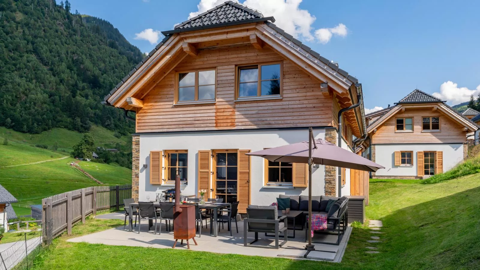 Riesner Alpenlodge-Buitenkant zomer