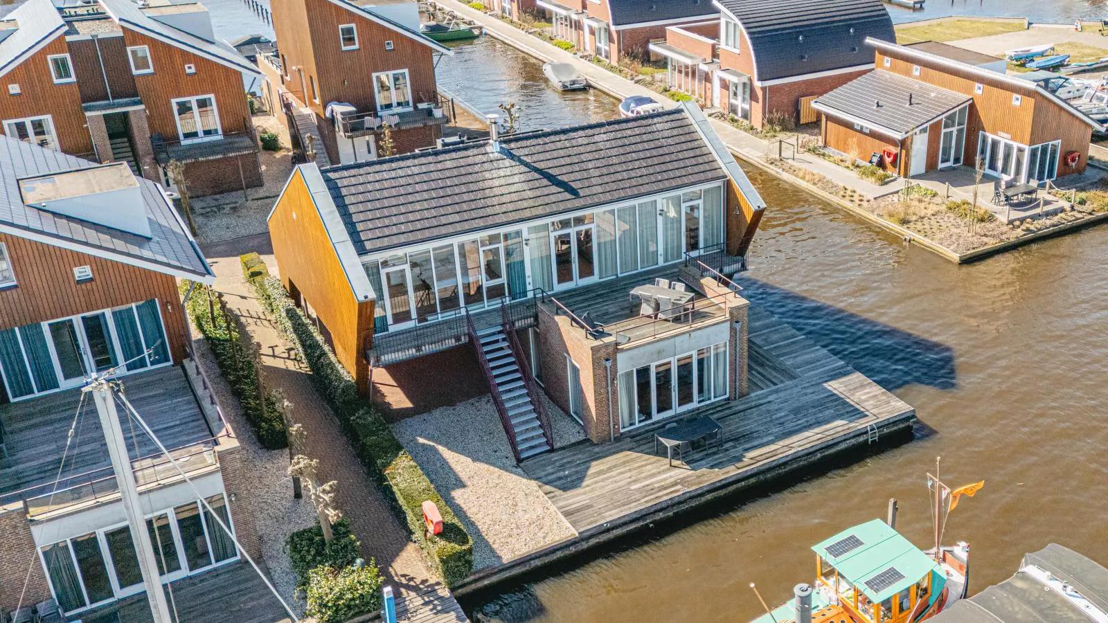 Penthouse-Buitenkant zomer