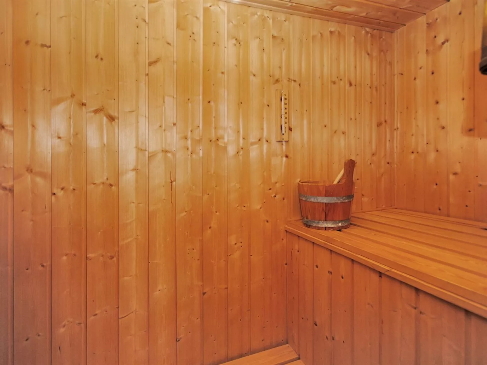 "Dode" - 225m from the sea-Binnen