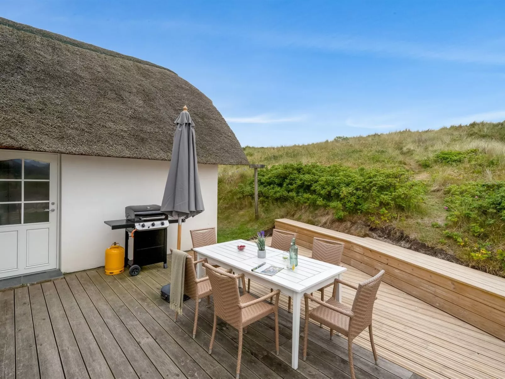 "Erle" - 200m to the fjord-Buiten