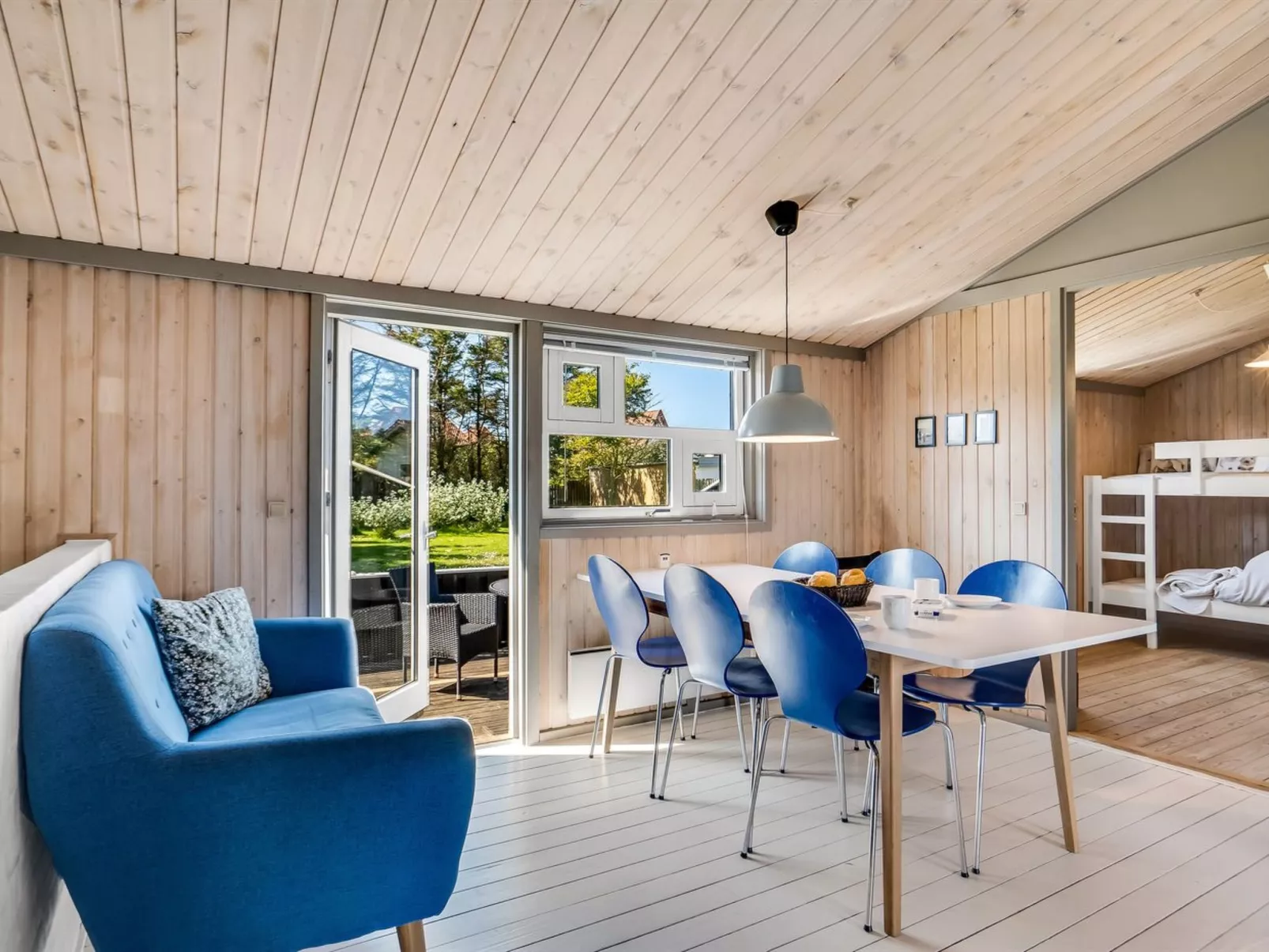 "Lazorka" - 450m from the sea-Binnen