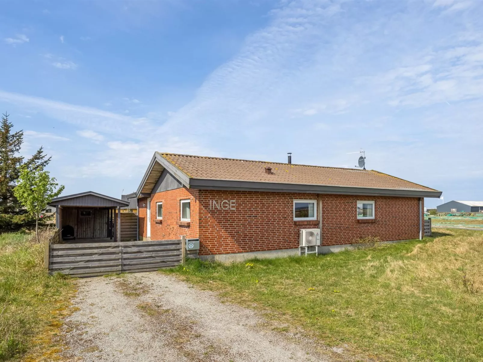 "Thrineke" - 200m from the sea-Buiten