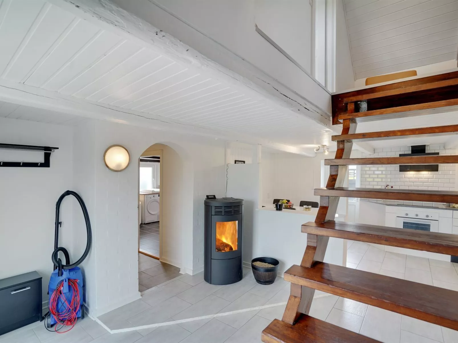 "Ailke" - 2km to the fjord-Binnen