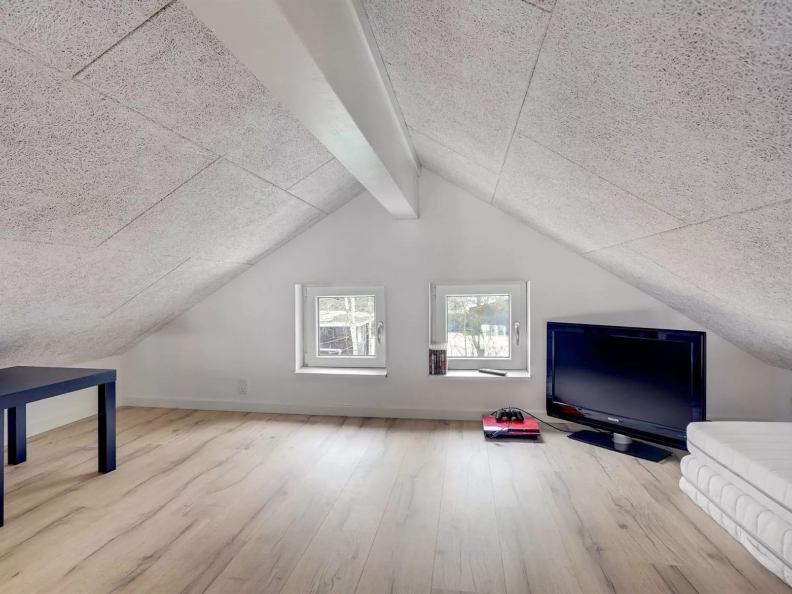 "Jurien" - 450m from the sea-Binnen