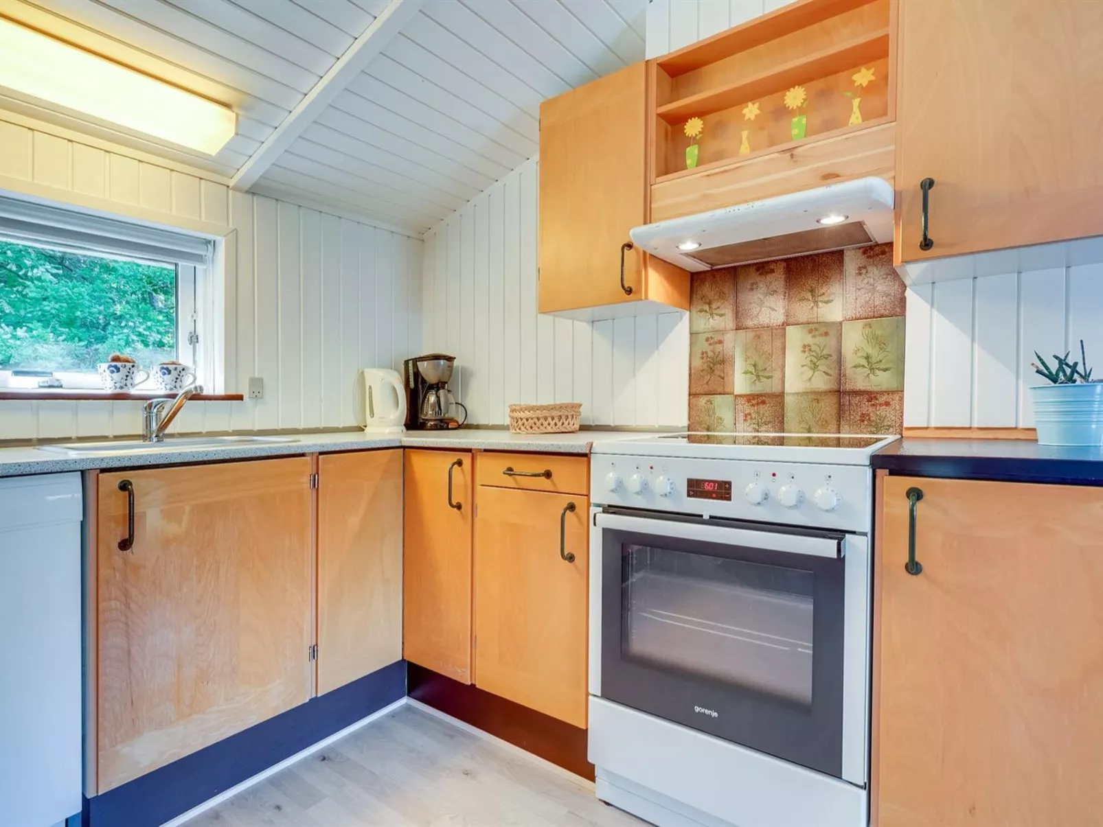 "Elinbjörn" - 1km from the sea-Binnen