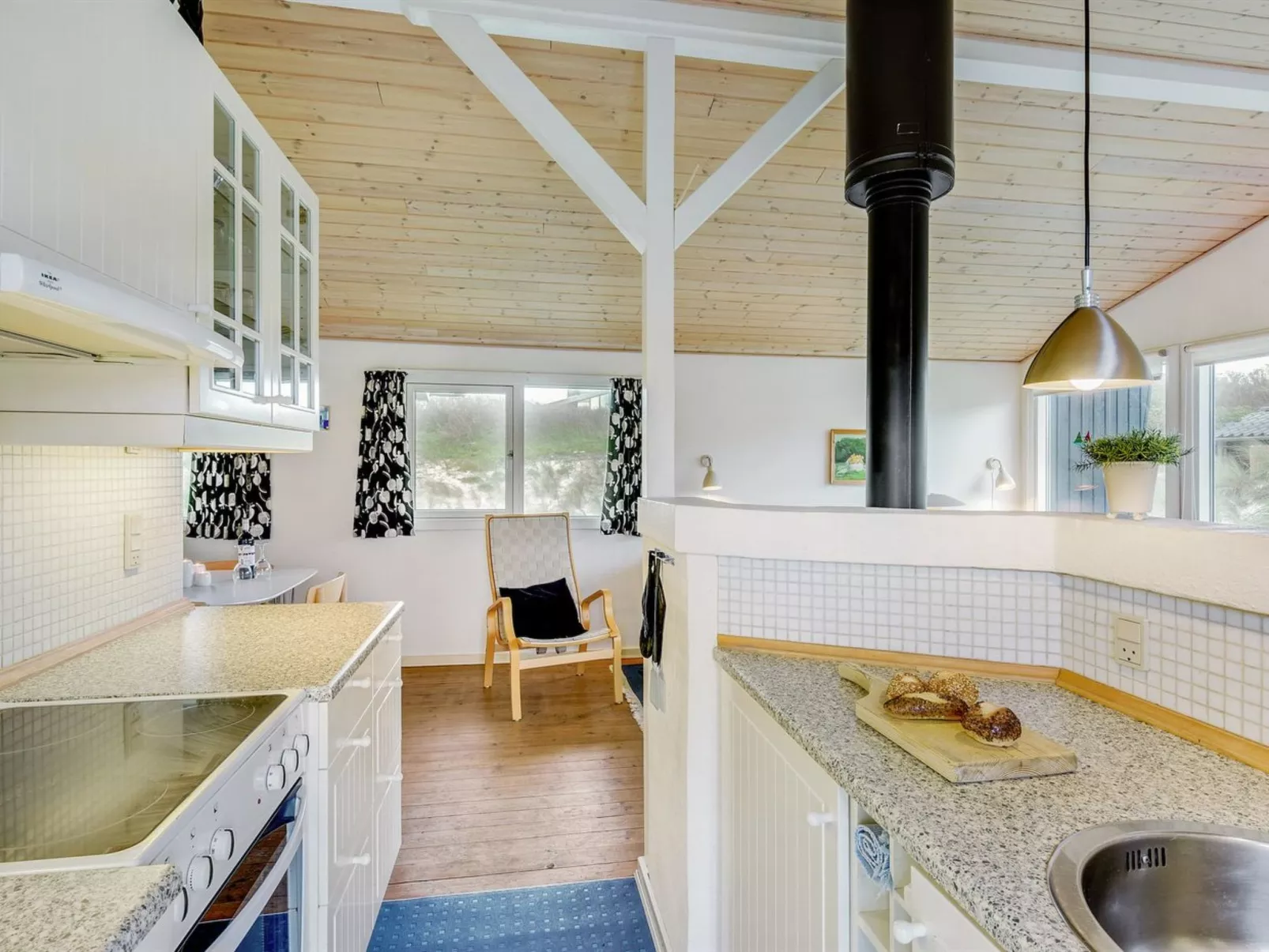 "Galena" - 100m from the sea-Binnen