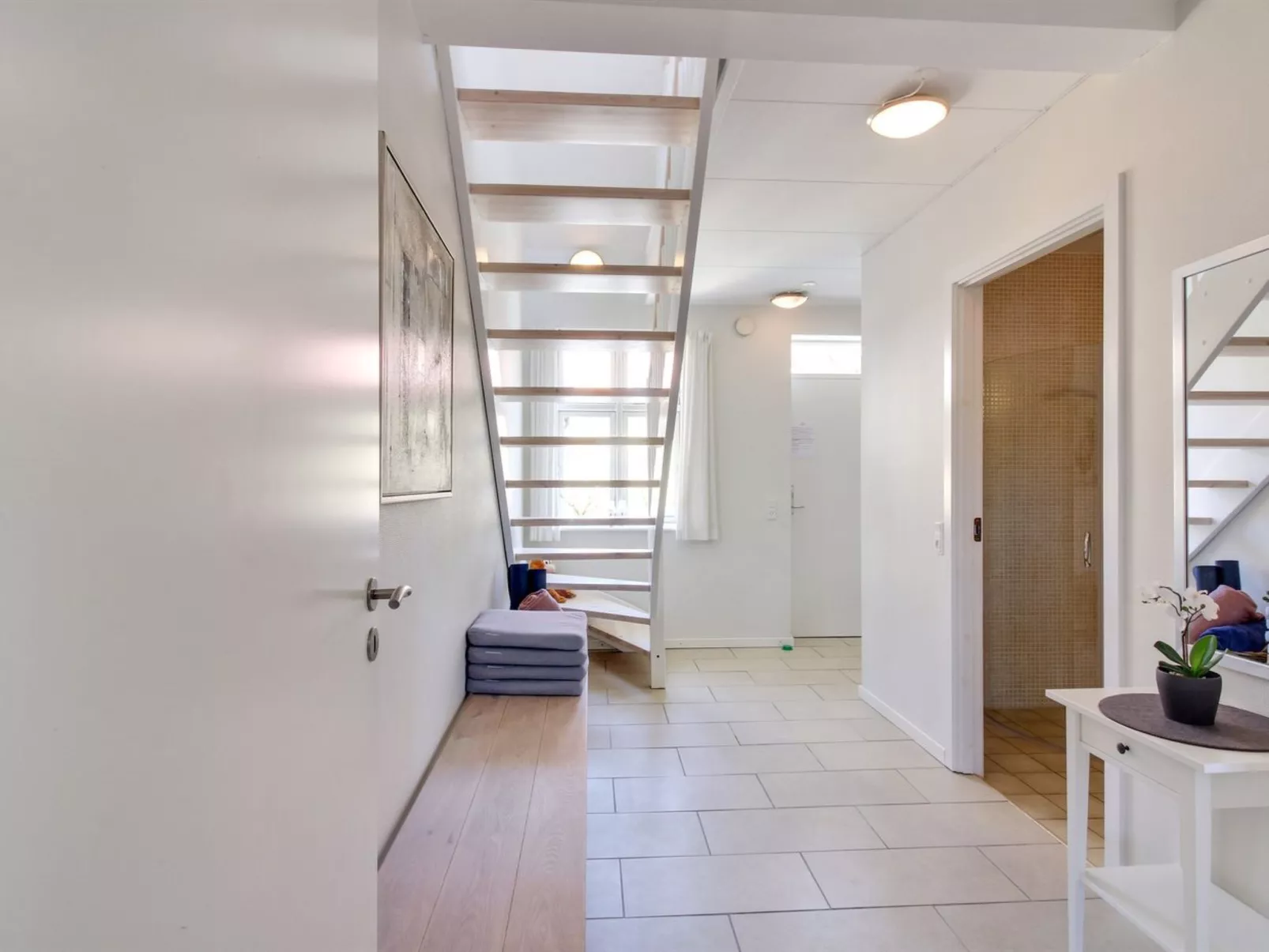 "Gyta" - 500m from the sea-Binnen