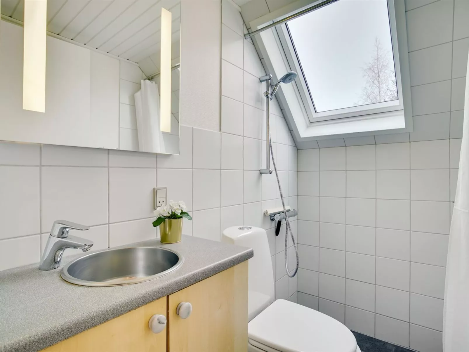 "Ingalil" - 650m from the sea-Binnen