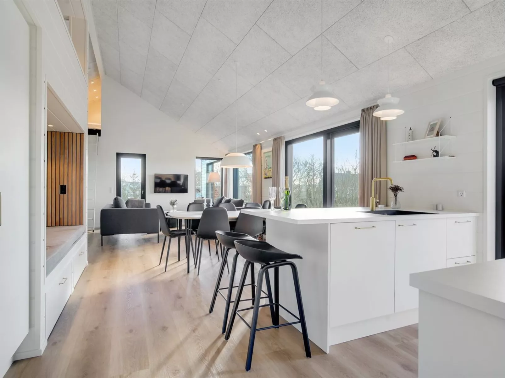 "Odinkar" - 1.1km from the sea-Binnen