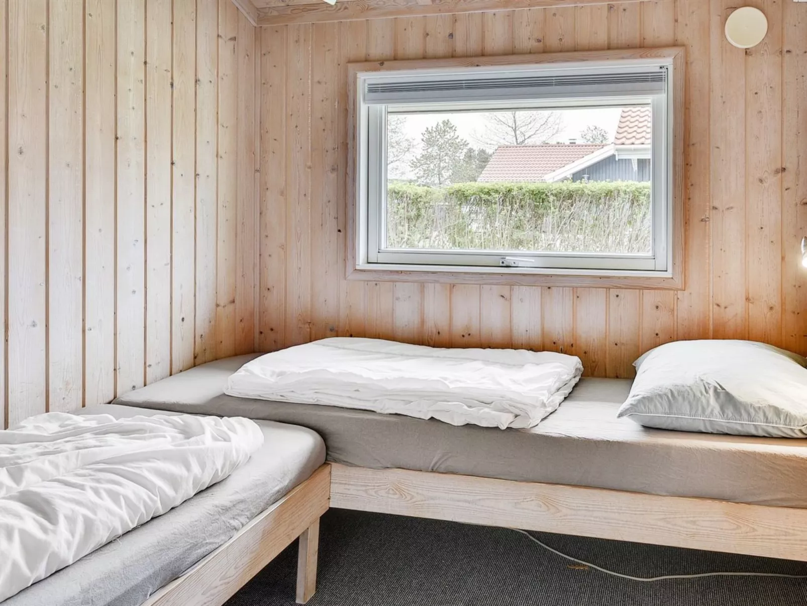 "Tore" - 200m from the sea-Binnen