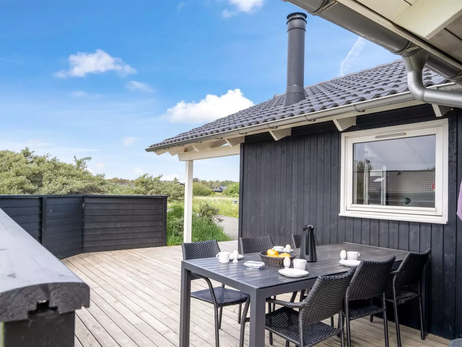 "Frejdis" - 1.1km from the sea-Buiten