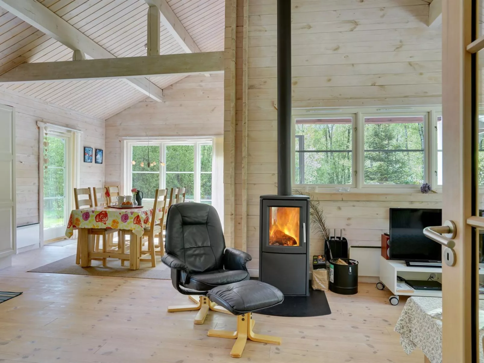 "Rosamunde" - 1.3km from the sea-Binnen