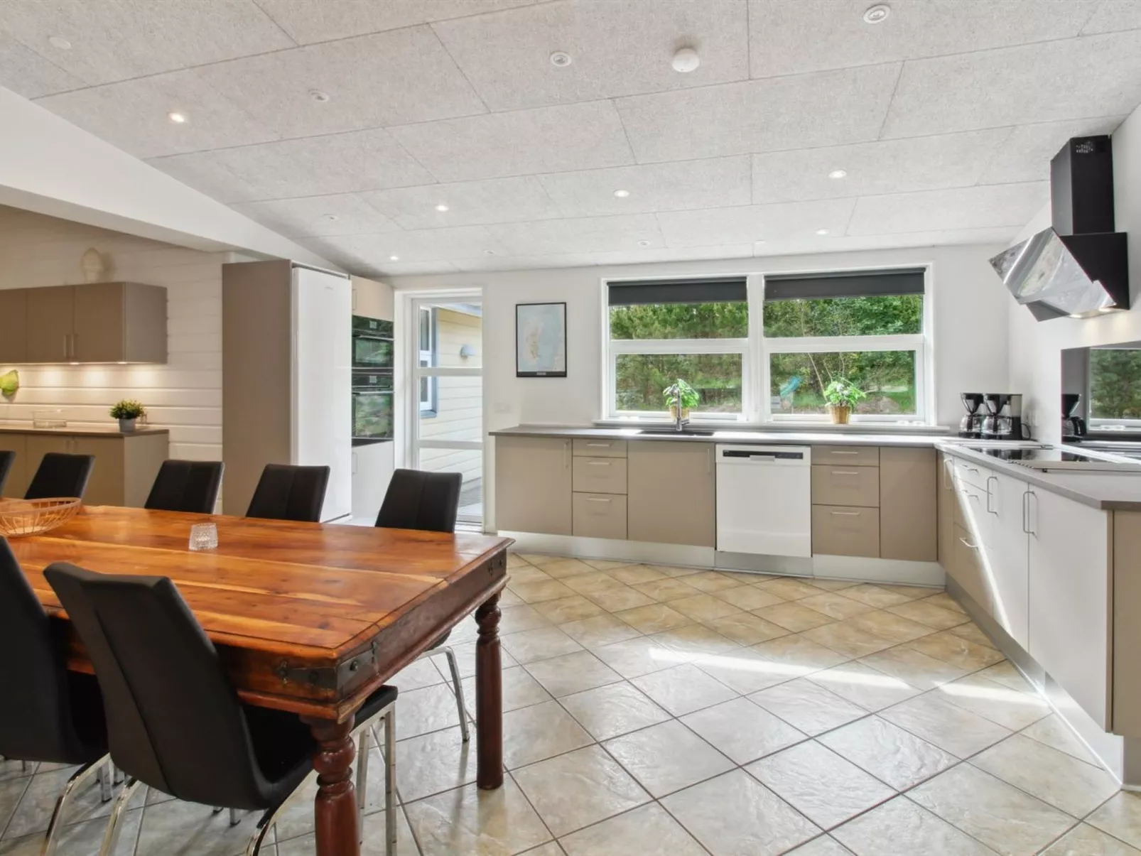 "Nael" - 1.6km from the sea-Binnen