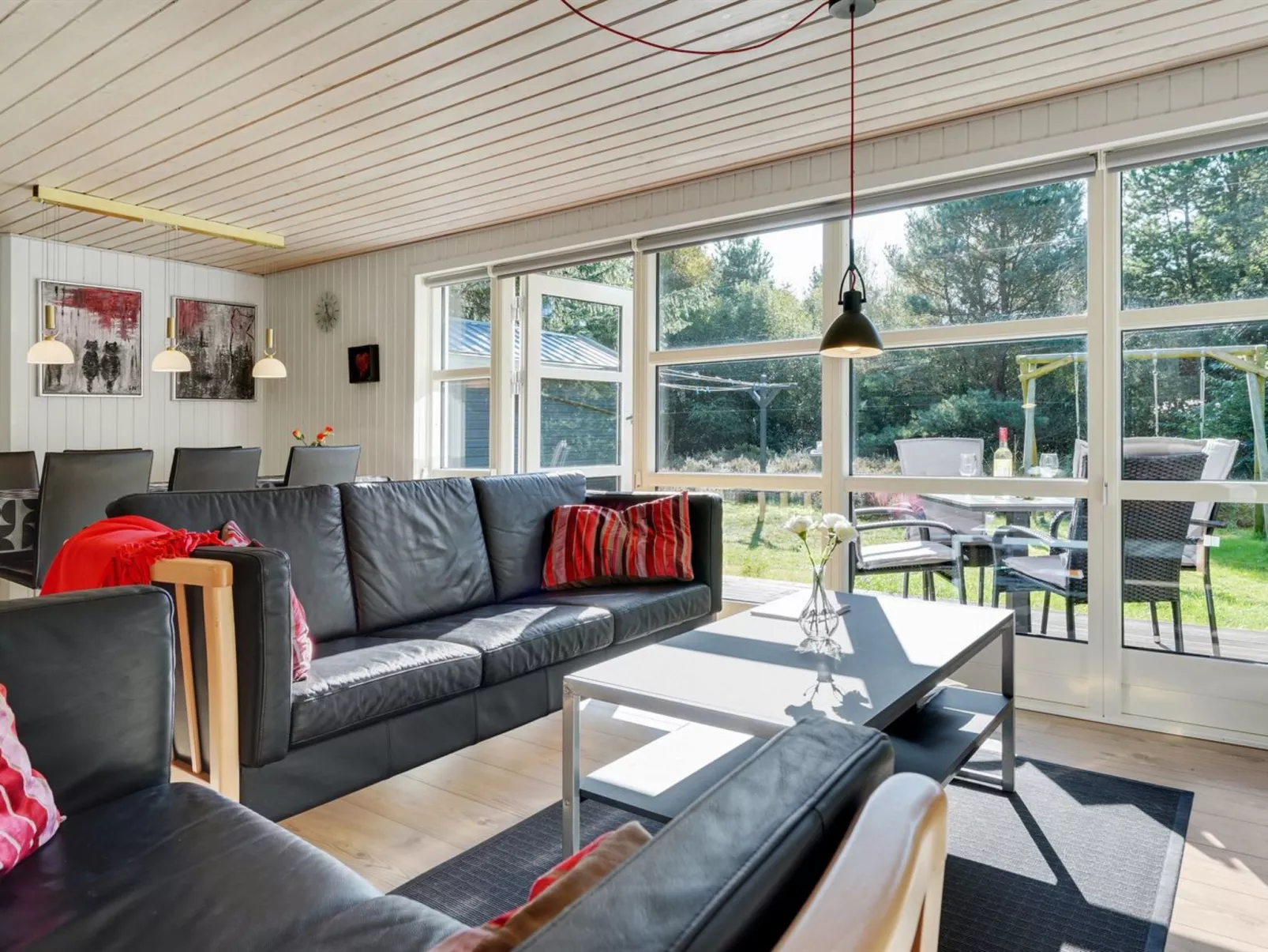 "Dorete" - 2.2km from the sea-Binnen