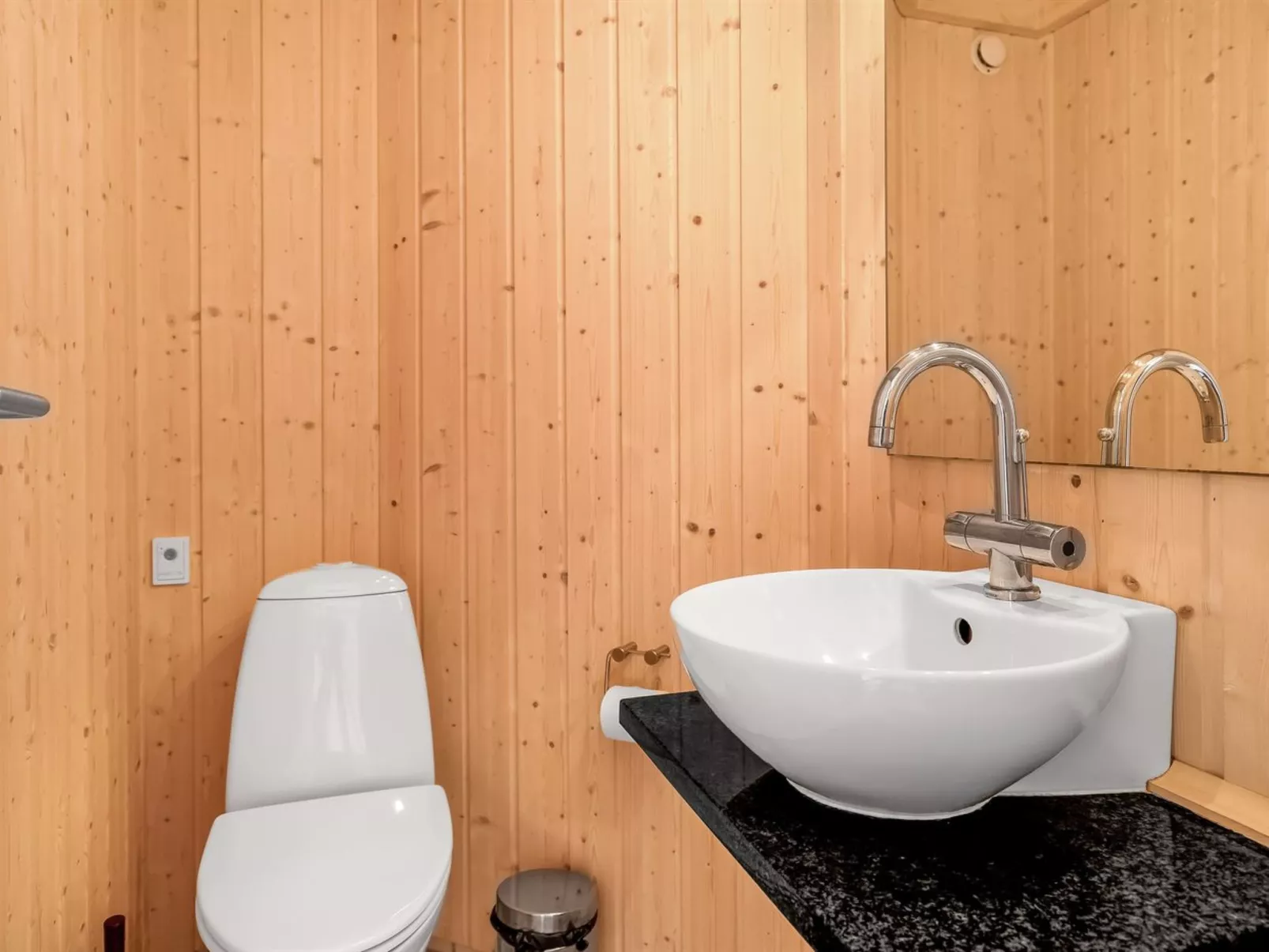 "Terho" - 1km from the sea-Binnen