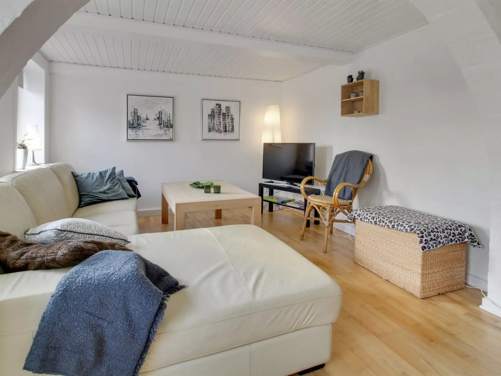 "Lokke" - 19km from the sea-Binnen