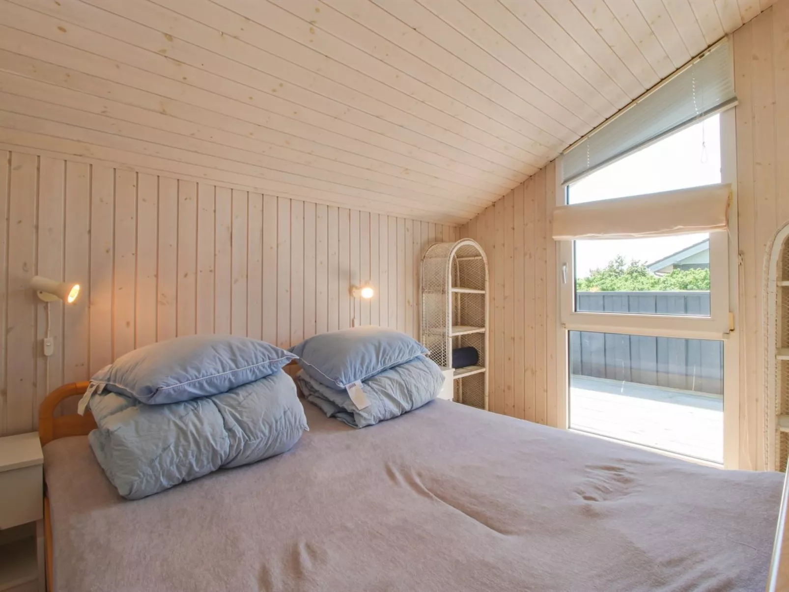 "Edmer" - 50m from the sea-Binnen