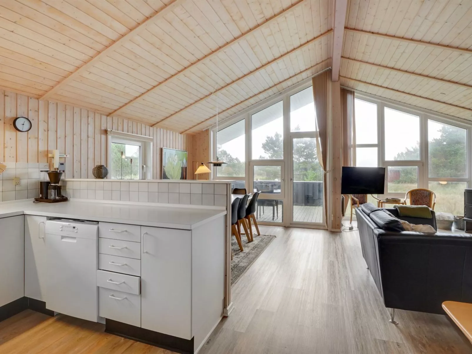 "Rosali" - 500m from the sea-Binnen