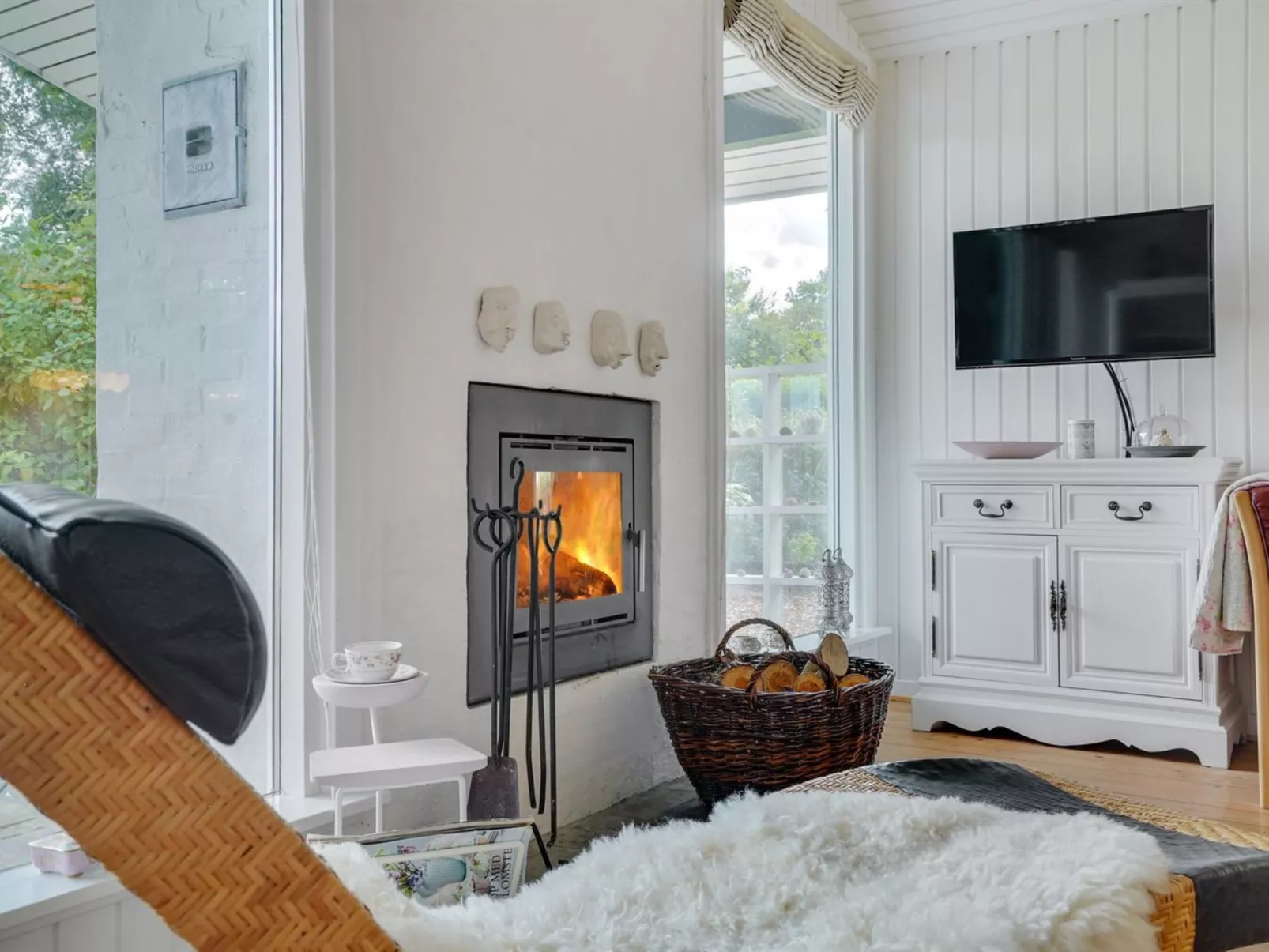 "Suoma" - 400m to the fjord-Binnen