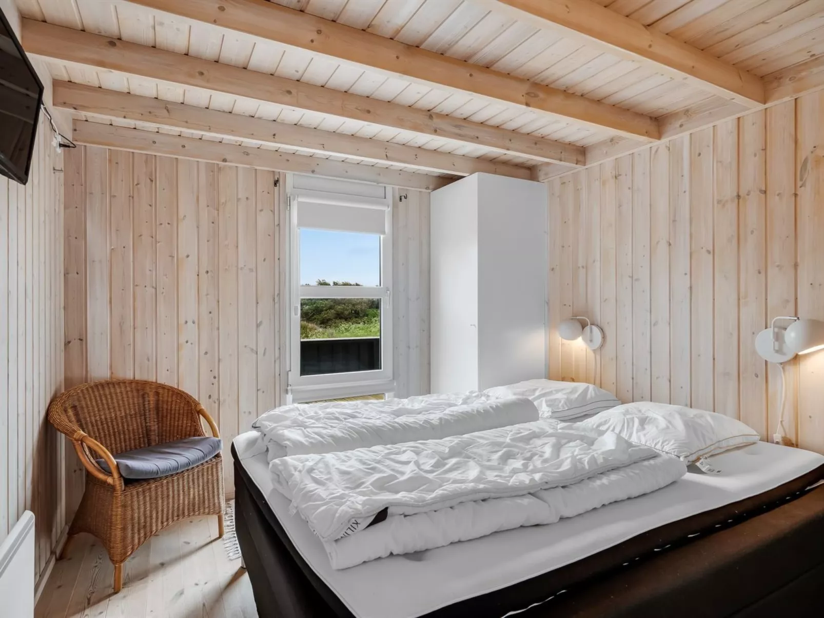 "Ellen" - 289m from the sea-Binnen