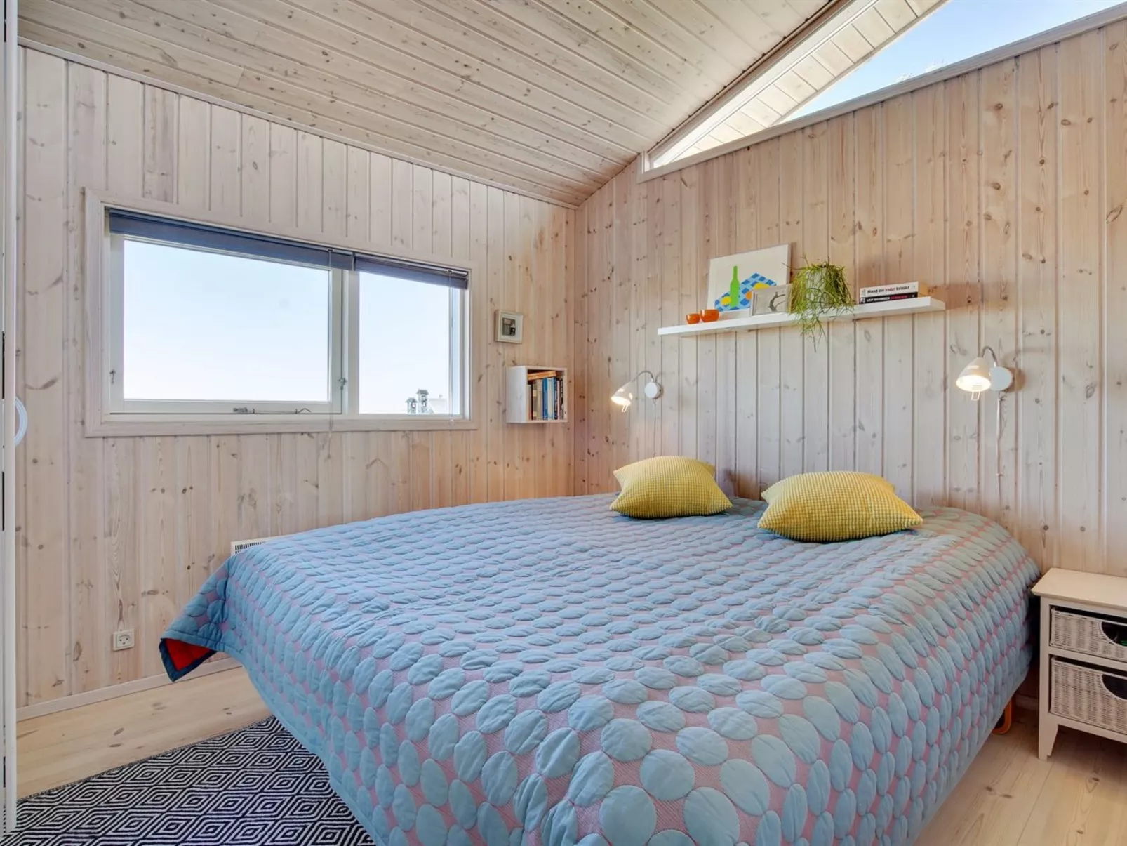 "Gila" - 250m from the sea-Binnen