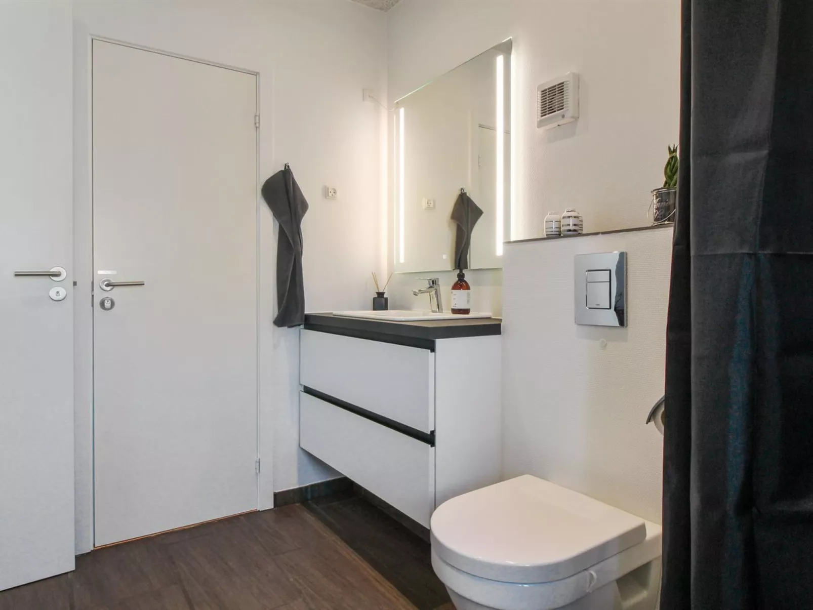 "Todorka" - 800m from the sea-Binnen