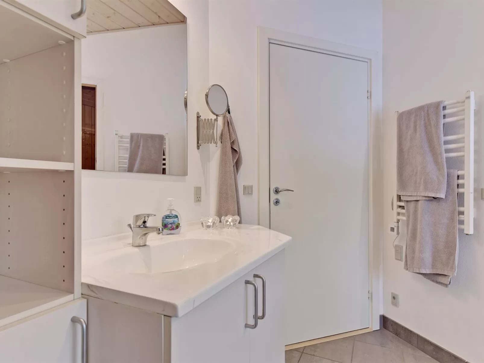 "Gundel" - 400m from the sea-Binnen