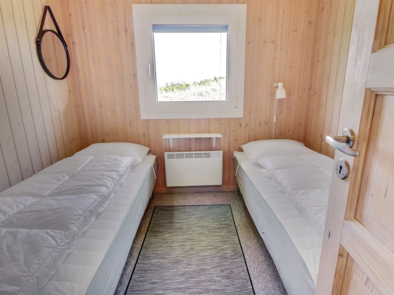 "Gundine" -  from the sea-Binnen