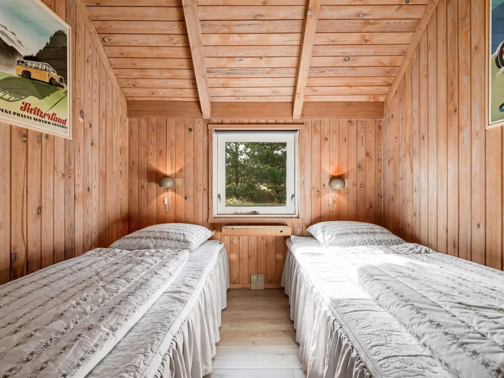 "Kenny" - 1.2km from the sea-Binnen