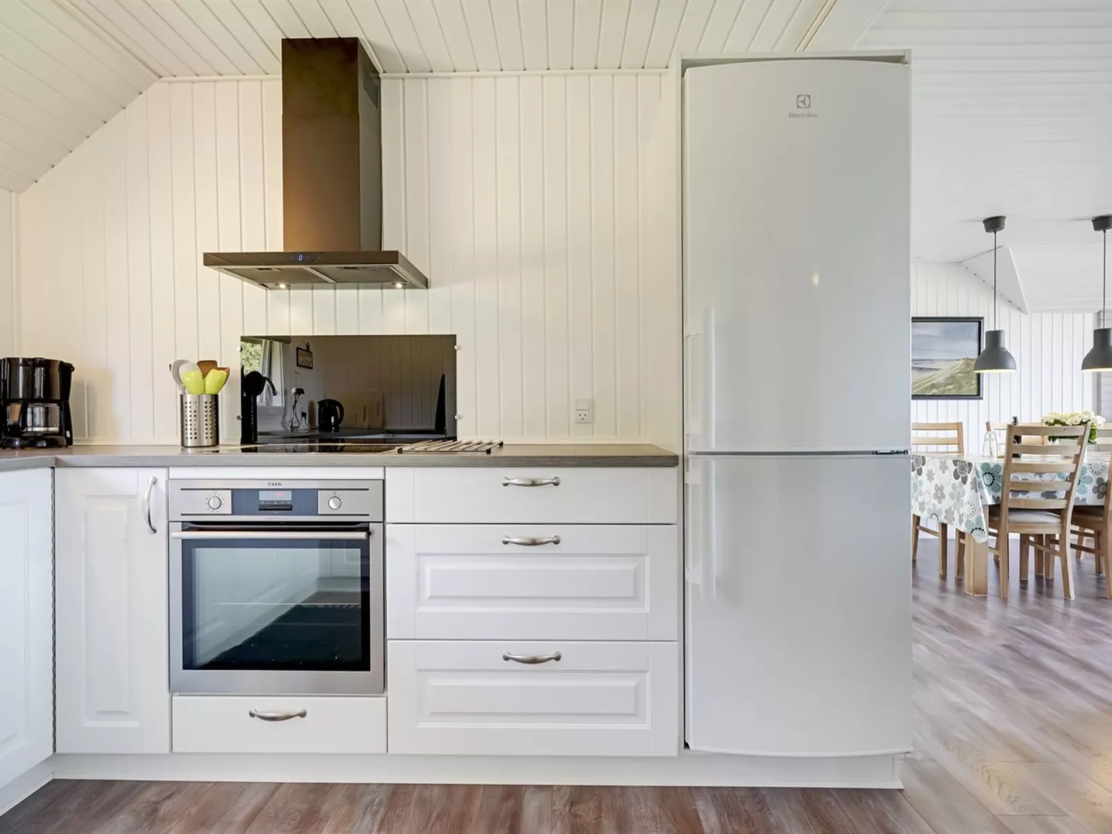 "Brunon" - 1.5km from the sea-Binnen