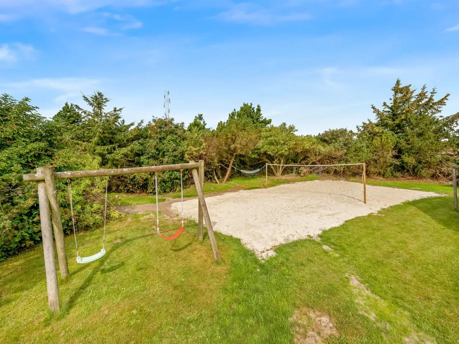 "Severine" -  from the sea-Buiten