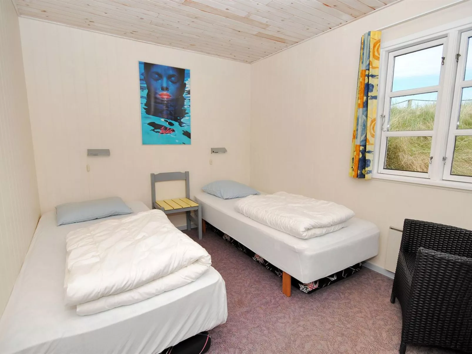 "Katha" -  from the sea-Binnen