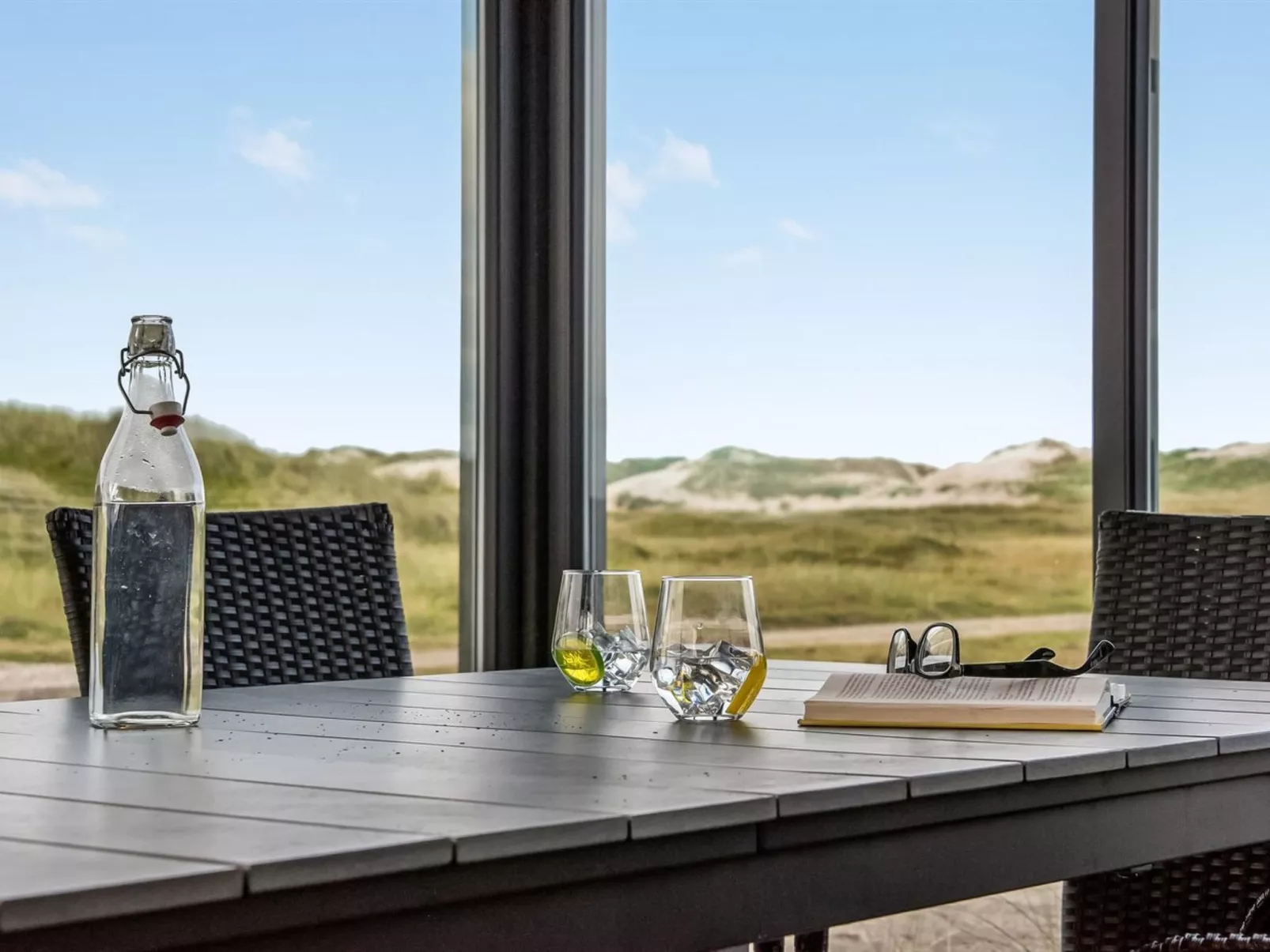 "Birger" - 300m from the sea-Buiten