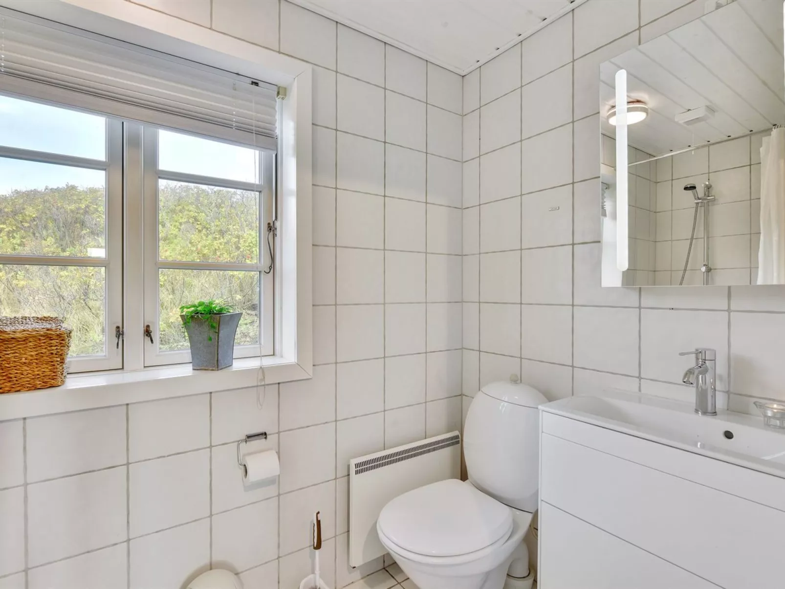 "Ayu" - 100m from the sea-Binnen