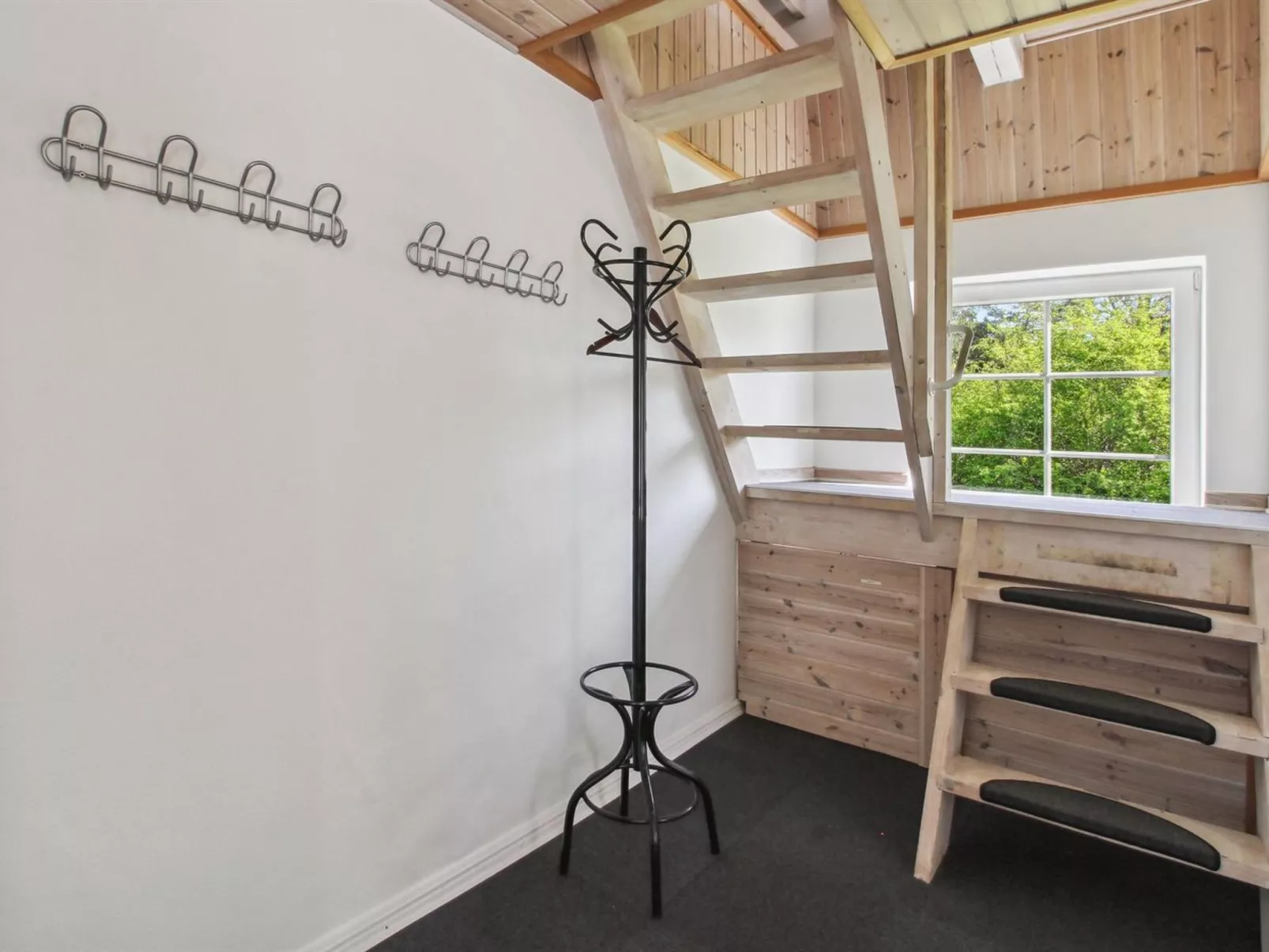 "Rea" - 5km from the sea-Binnen