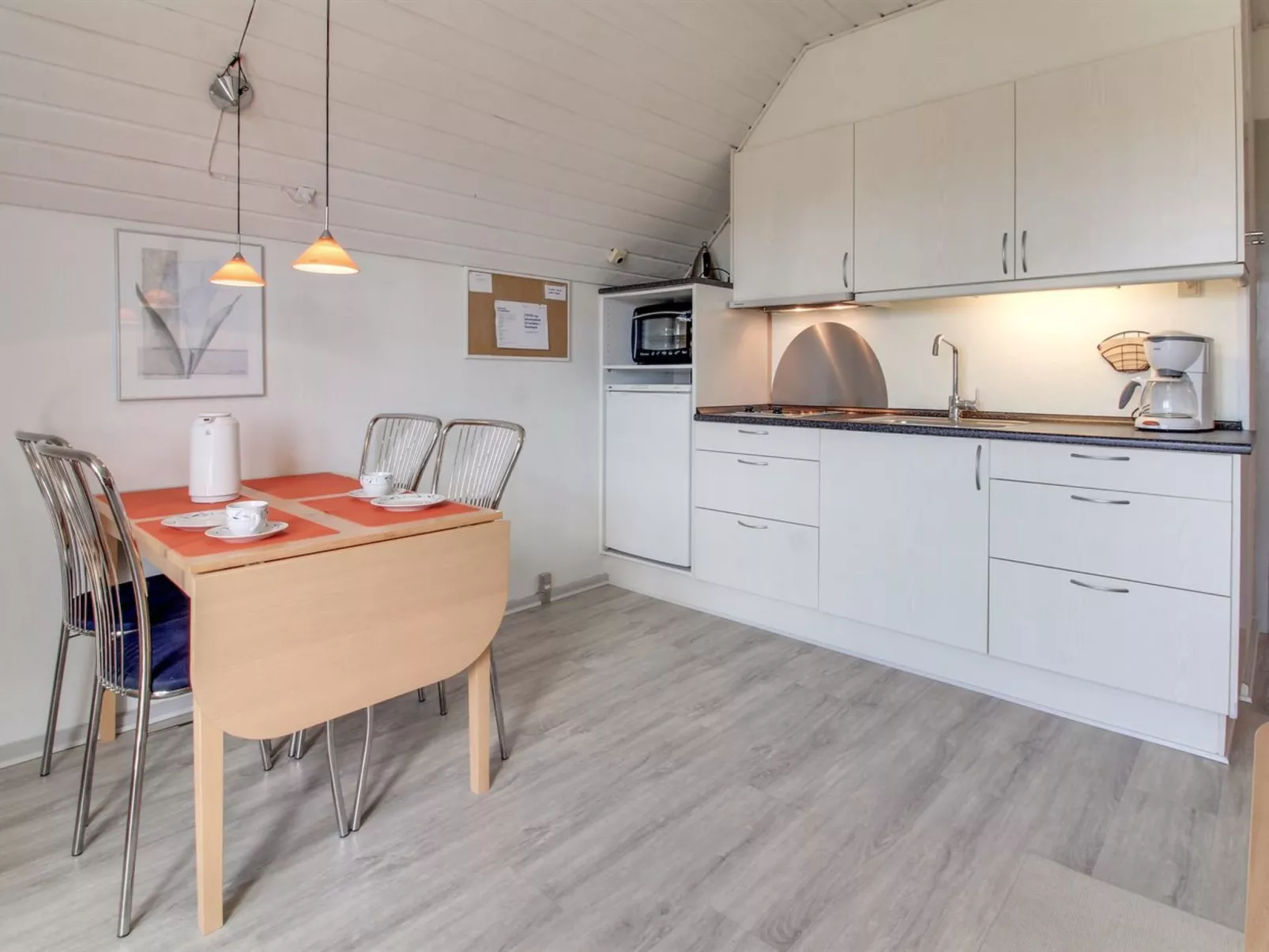 "Rauha" - 2.3km from the sea-Binnen