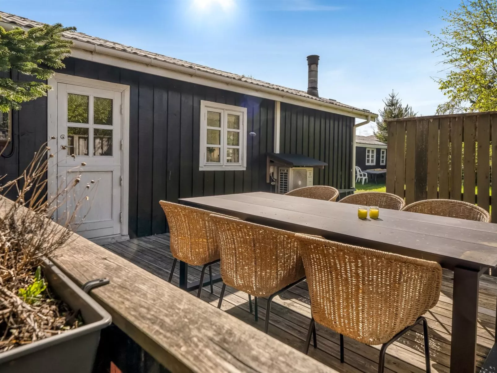 "Ingobert" - 50m from the sea-Buiten