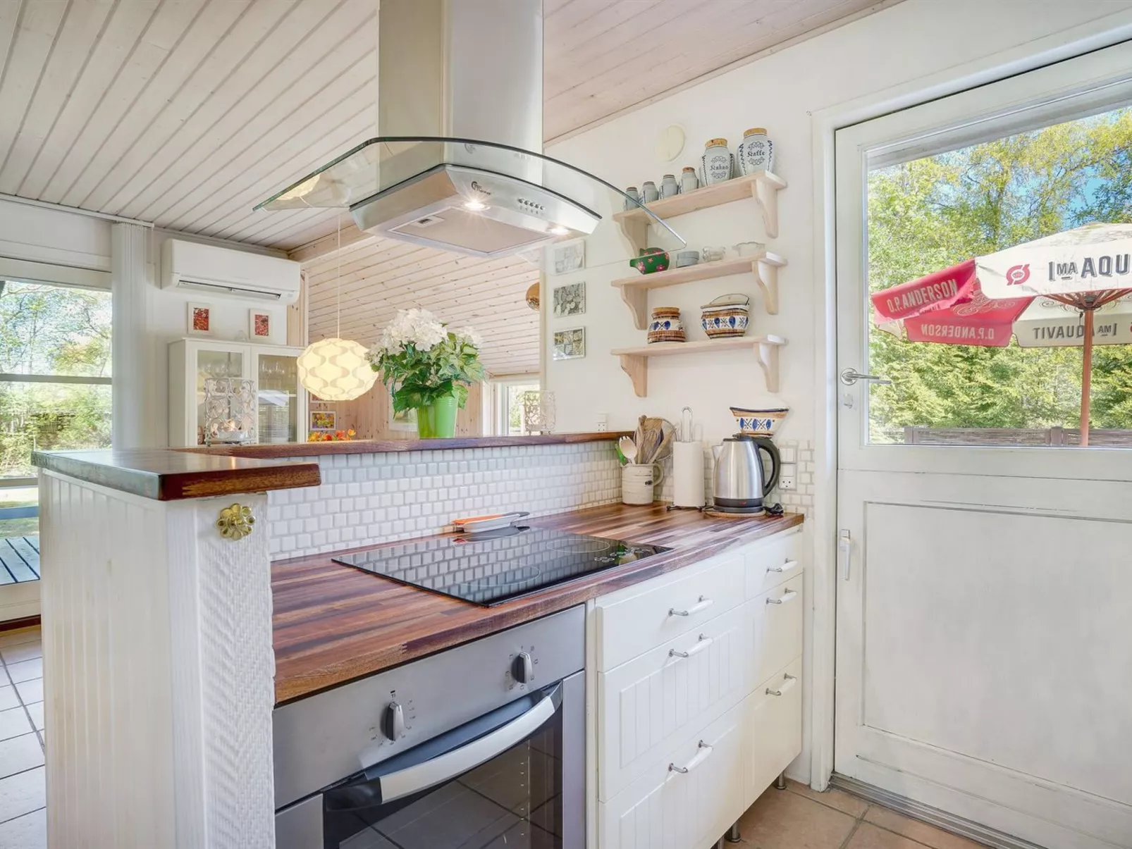 "Eweline" - 75m from the sea-Binnen