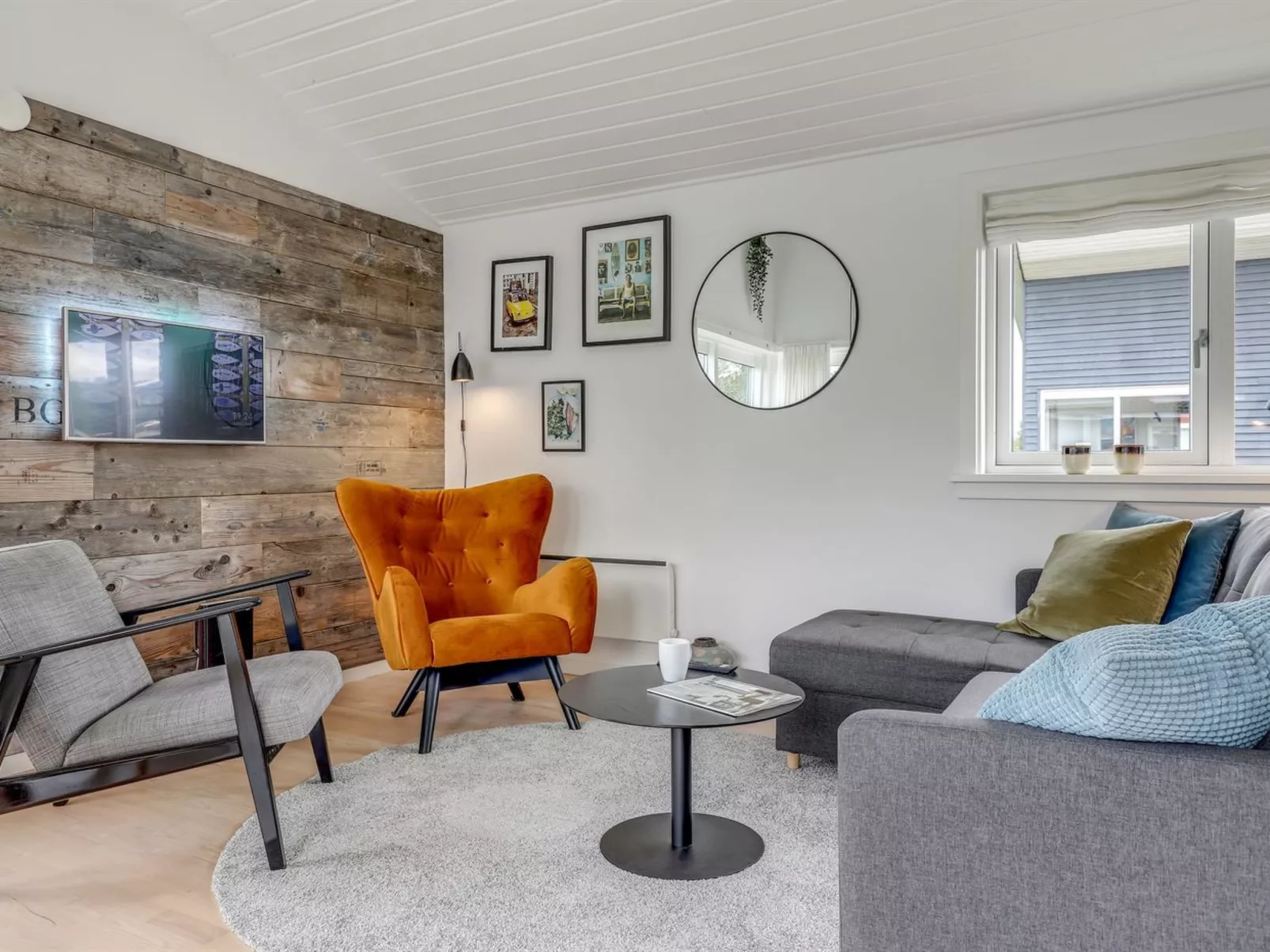 "Helemine" - 2.8km from the sea-Binnen