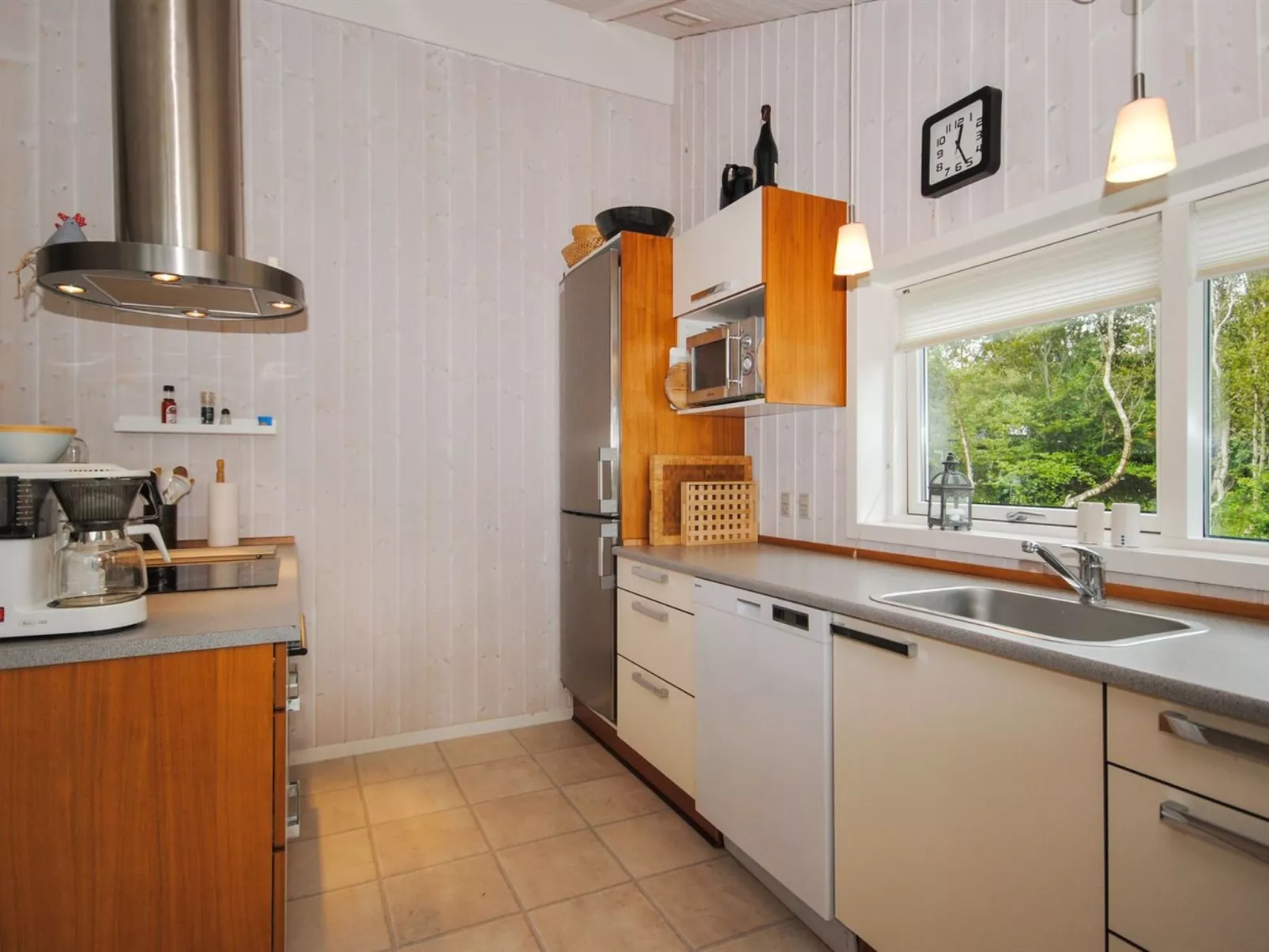 "Evelina" - 150m to the fjord-Binnen