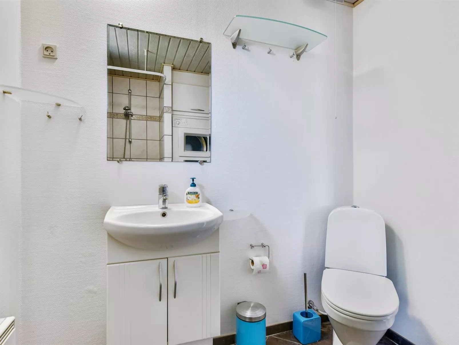 "Leandra" - 600m from the sea-Binnen