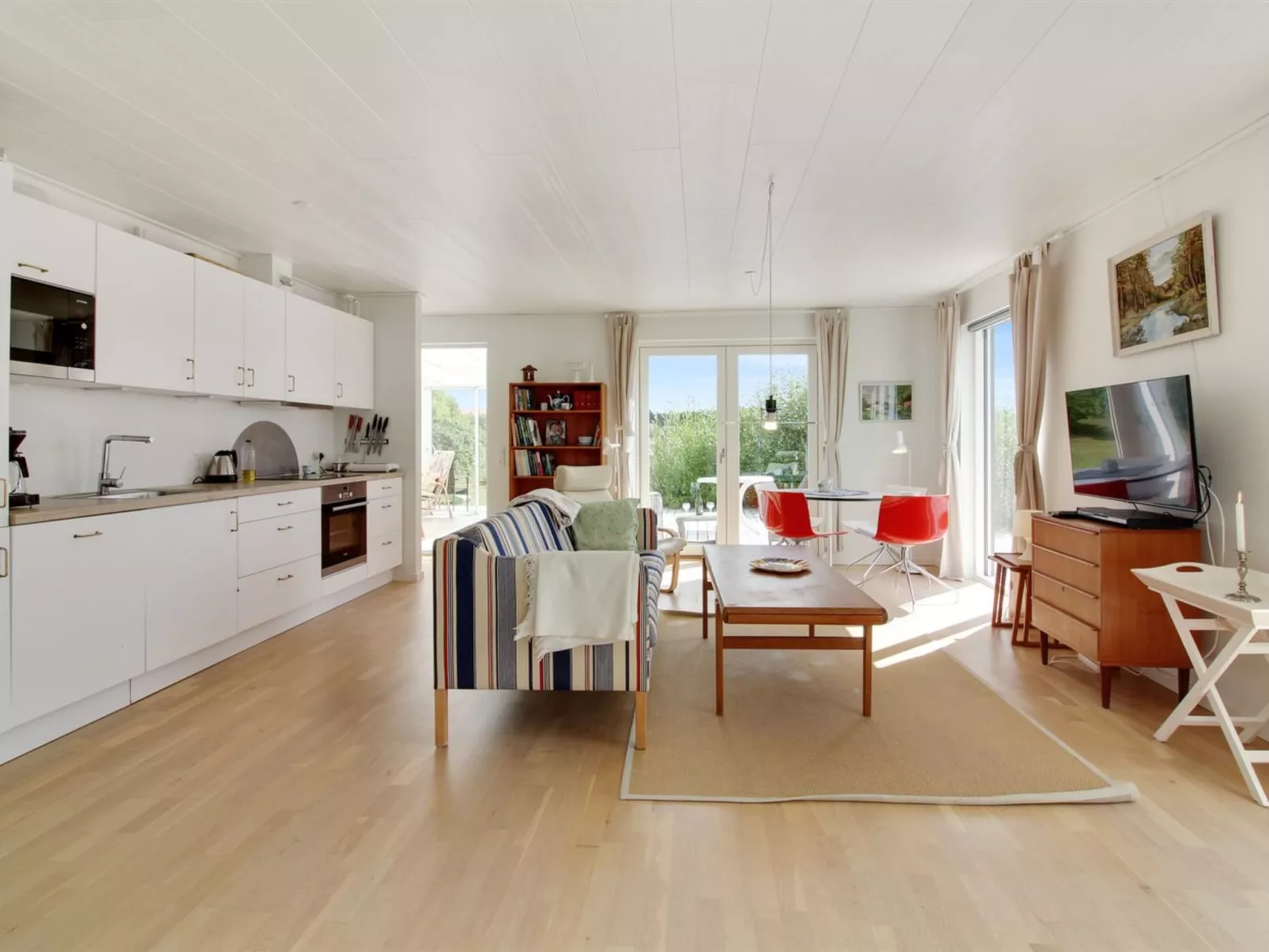 "Annina" - 500m from the sea-Binnen