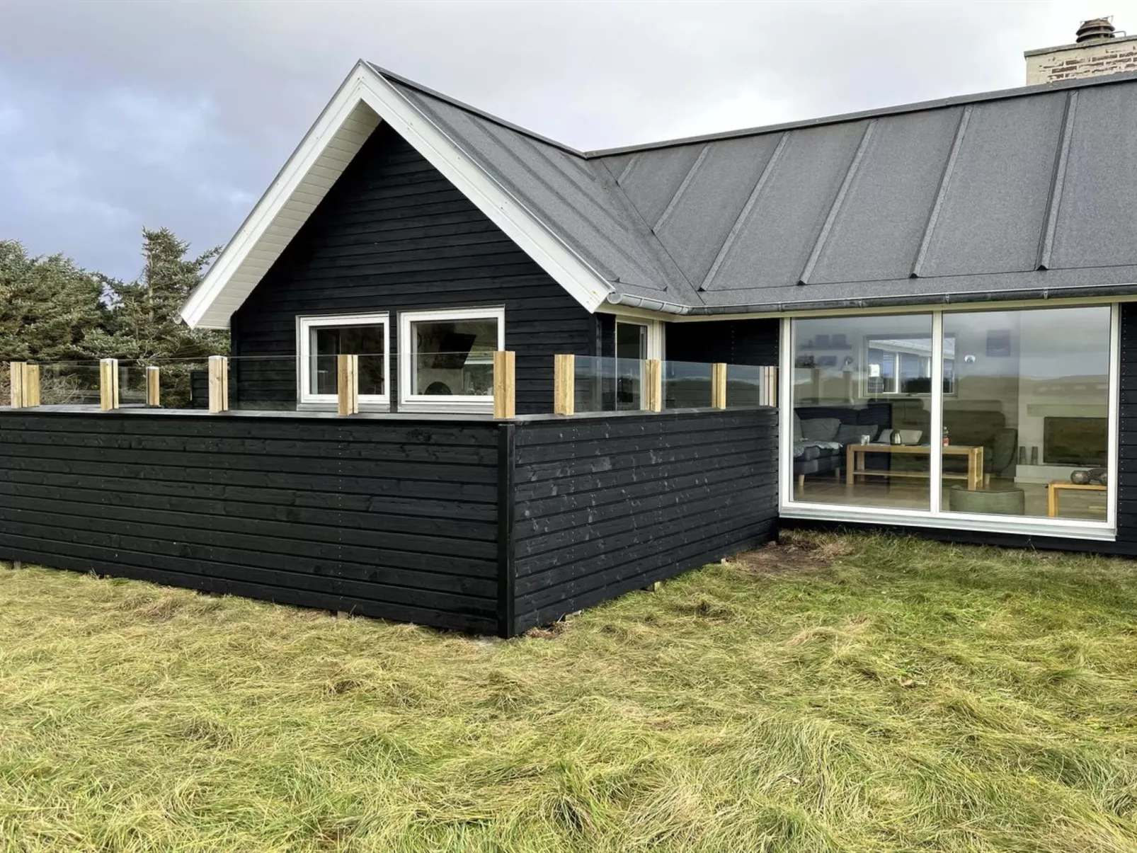 "Carelle" - 300m from the sea-Buiten