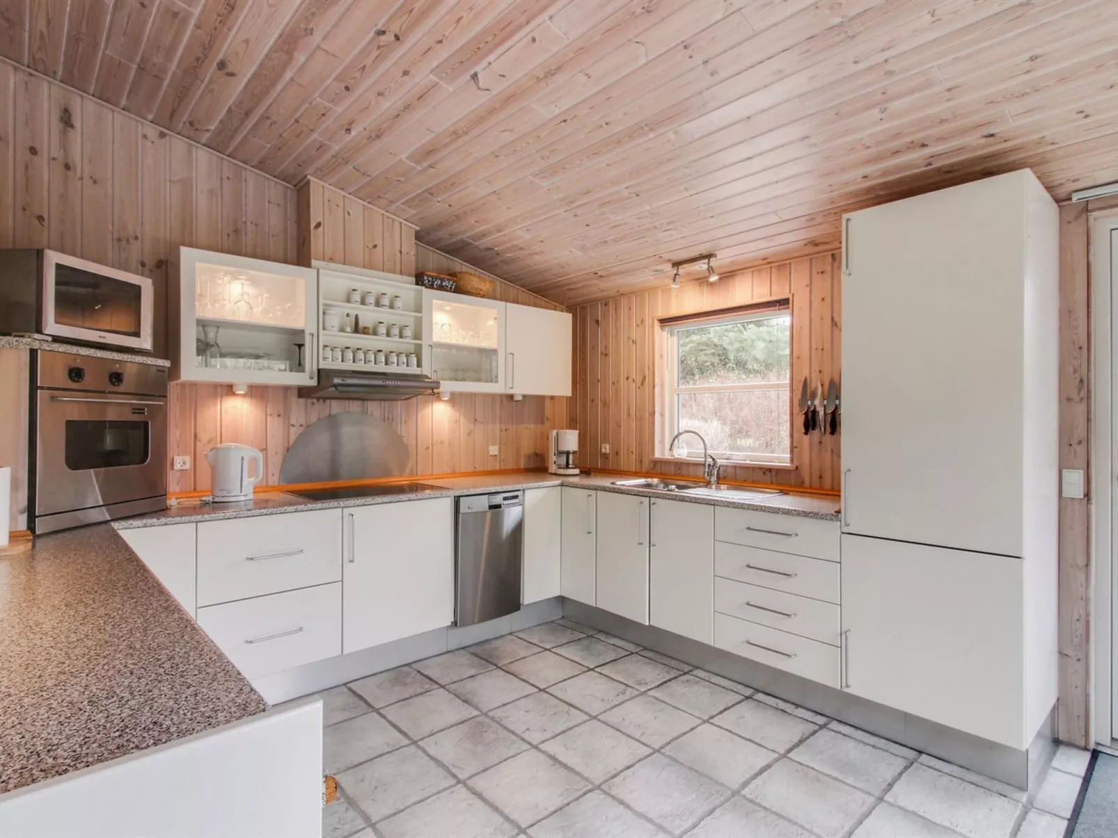 "Hagen" - 250m from the sea-Binnen